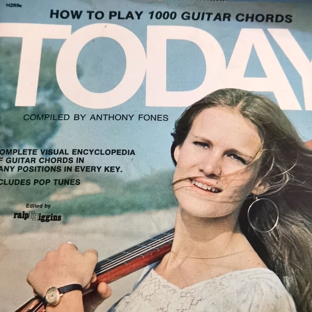 How to play 1000 guitar chords